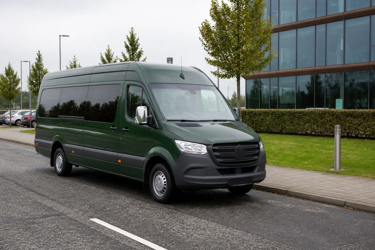 Minibus Hire in Redland